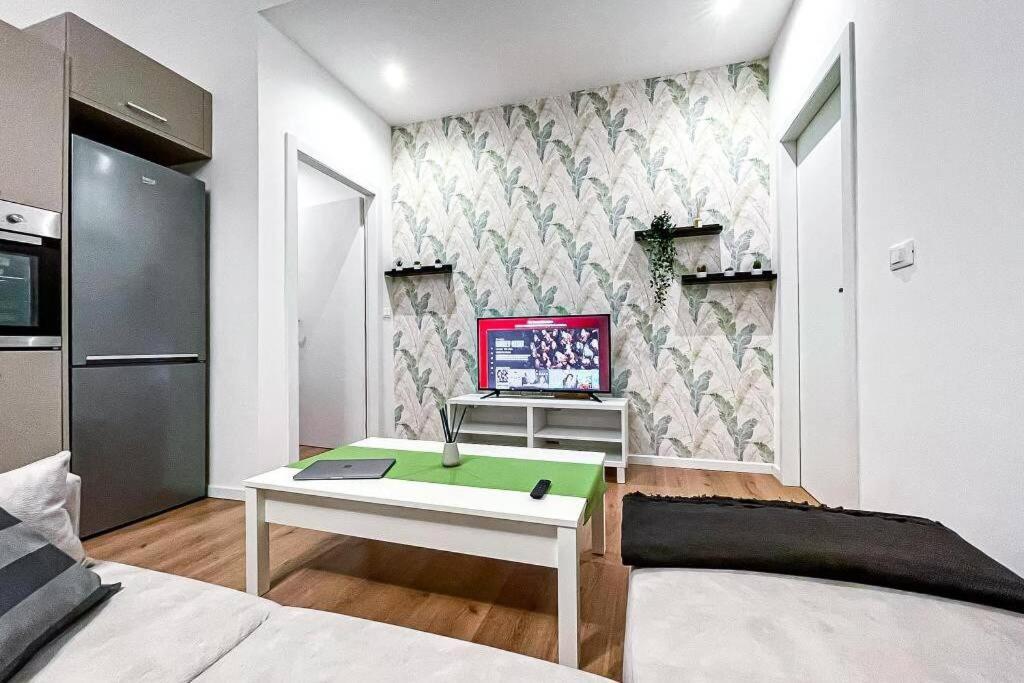Luxury Stazione Centrale Elegante Loft Daire Trieste Dış mekan fotoğraf